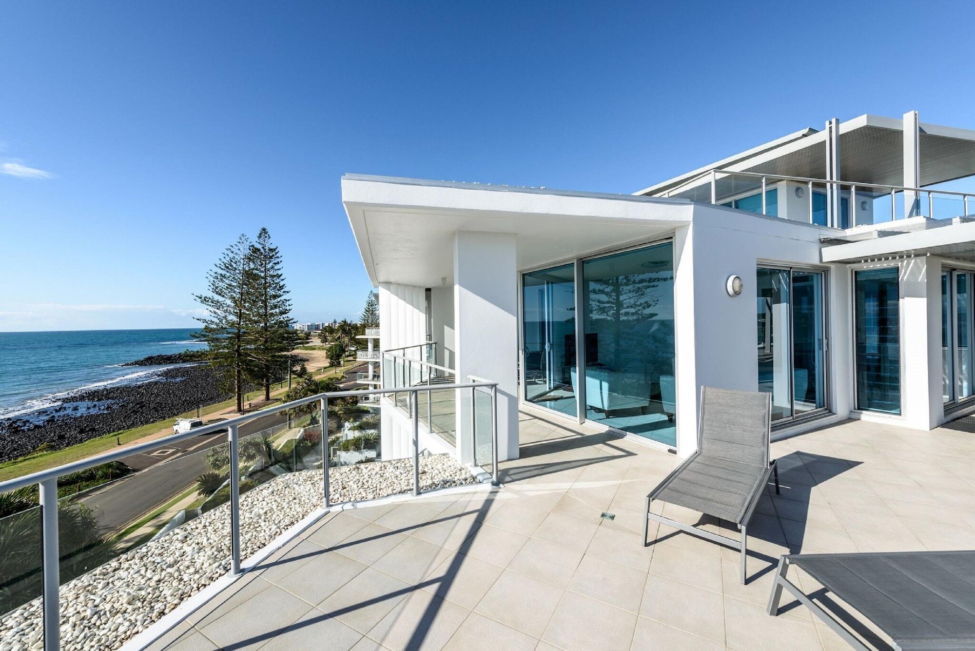 C Bargara Resort エクステリア 写真